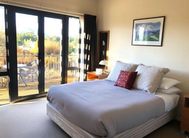 2 Orion Place Wanaka_4