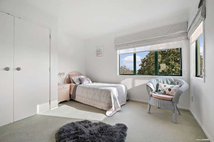 5b Olsen Avenue Hillsborough_12