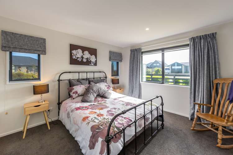 2 Biggles Place Lincoln_9