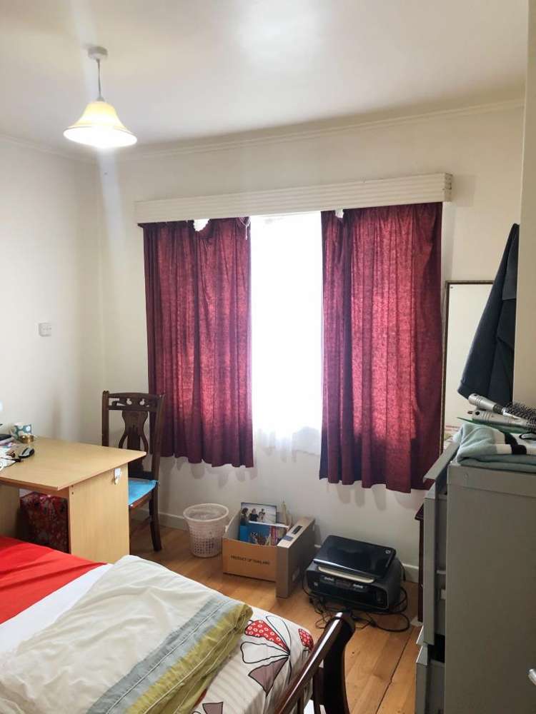 26 Netherlands Avenue Kelston_15