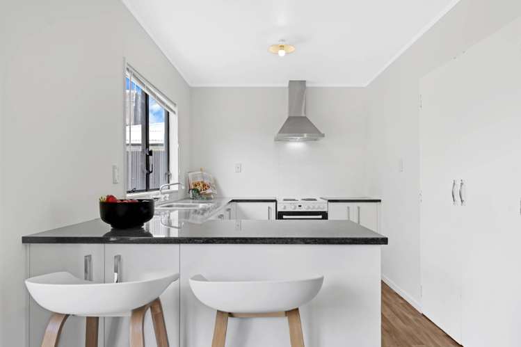 2/38 Myers Road Manurewa East_7