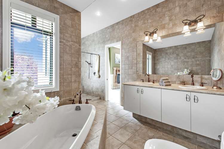 1905 South Eyre Road West Eyreton_18