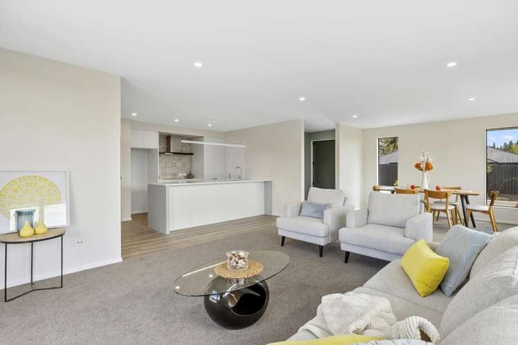 8 Magnolia Lane_0