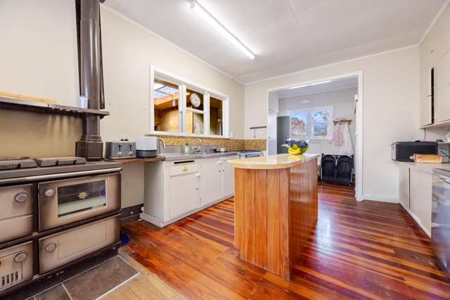 254 Wilder Road Porangahau_2