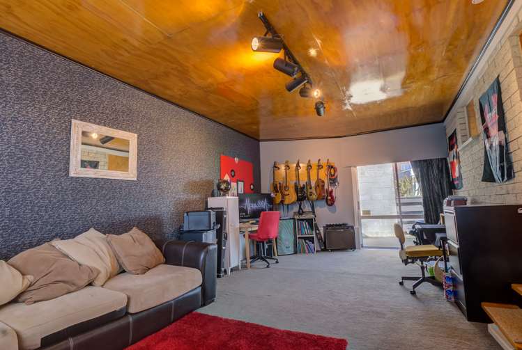 17 Macmurdo Avenue Glenview_8