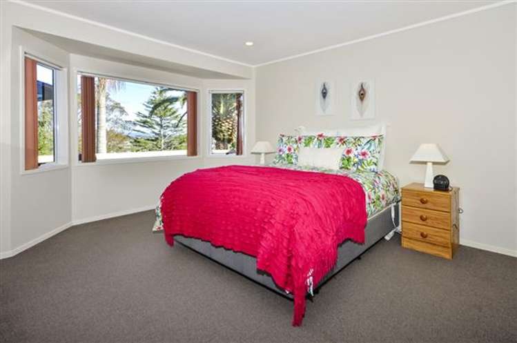 8 Tree View Avenue Glenfield_13