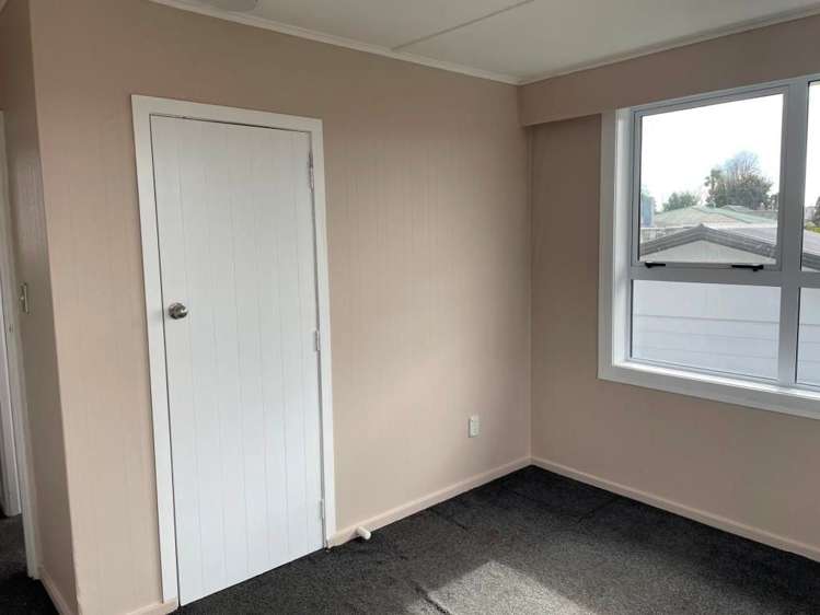 2 Plymouth Place Papatoetoe_13