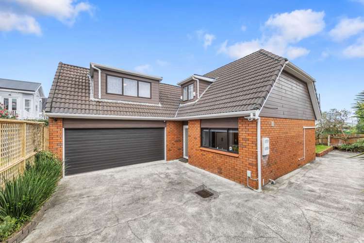 2/119 St Andrews Road Epsom_0