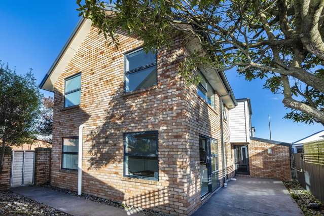 Sunny, Spacious and Secure!