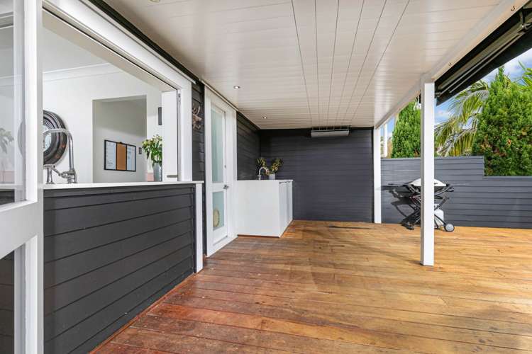 16 Weatherly Road Torbay_13