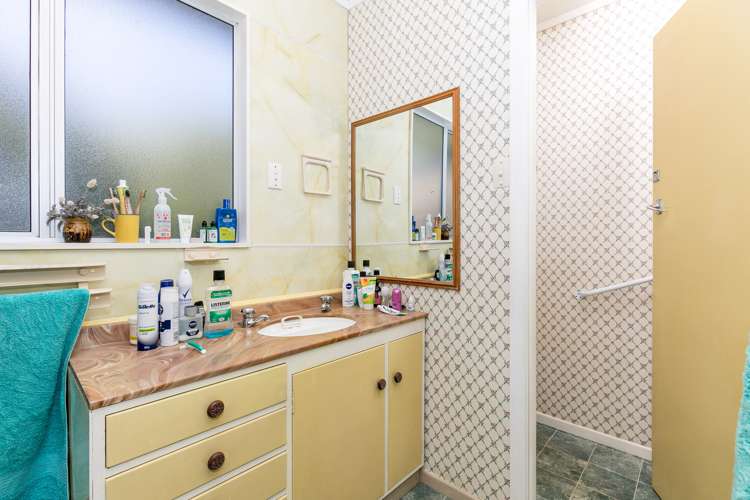 107 Cooper Drive Kawhia_12