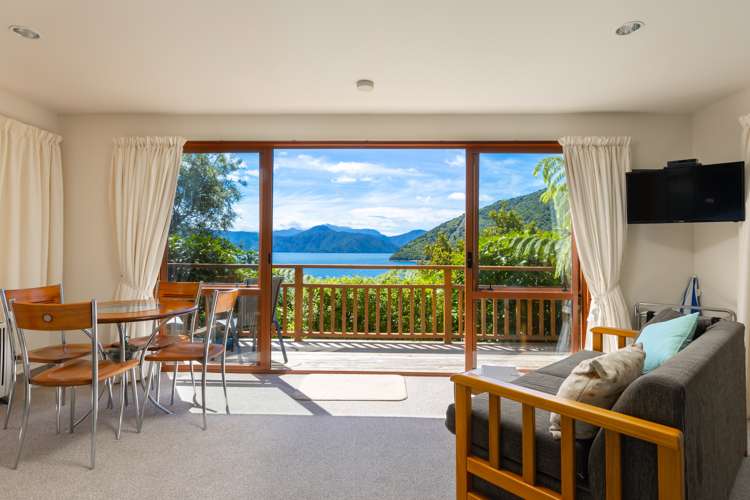425 Port Underwood Road Whatamango Bay_21