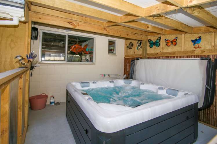 33 Marine Parade Carters Beach_12