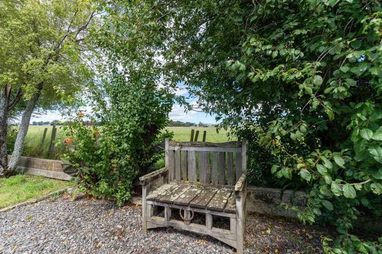 61 Hilton Road Carterton_24