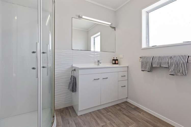 63 Golf Road 11229_7