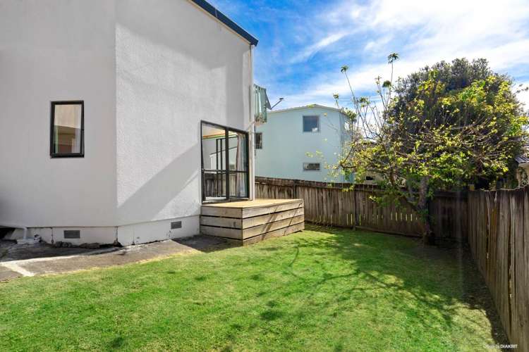 131o Saint Georges Road Avondale_16