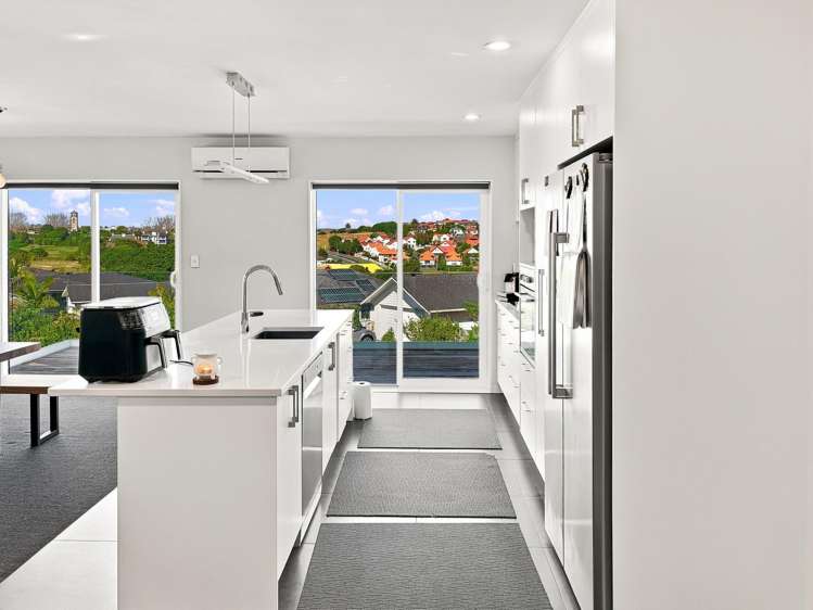 253 Alec Craig Way Gulf Harbour_2