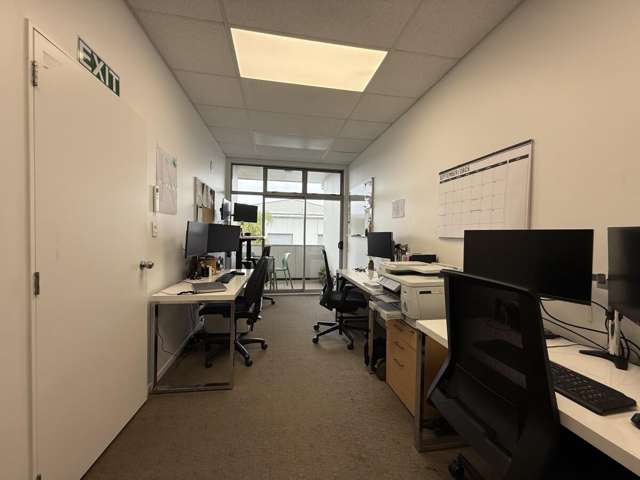 2/6 Loft Place Kumeu_3