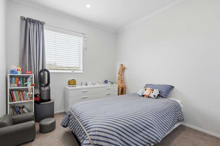 32B Taikura Avenue Red Beach_23