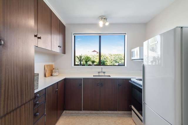 2/71a Glenmore Avenue 1399_2