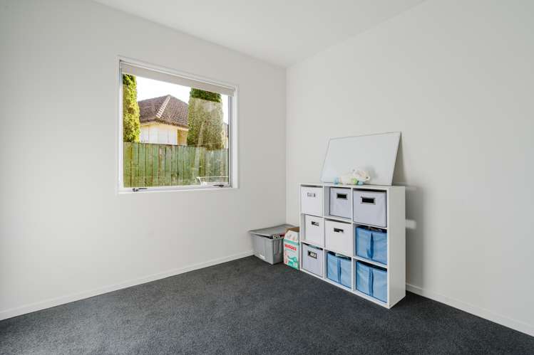 16B Dowding Street_5