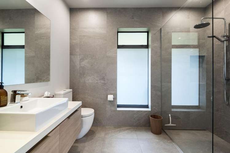 17 Saratoga Avenue Herne Bay_19