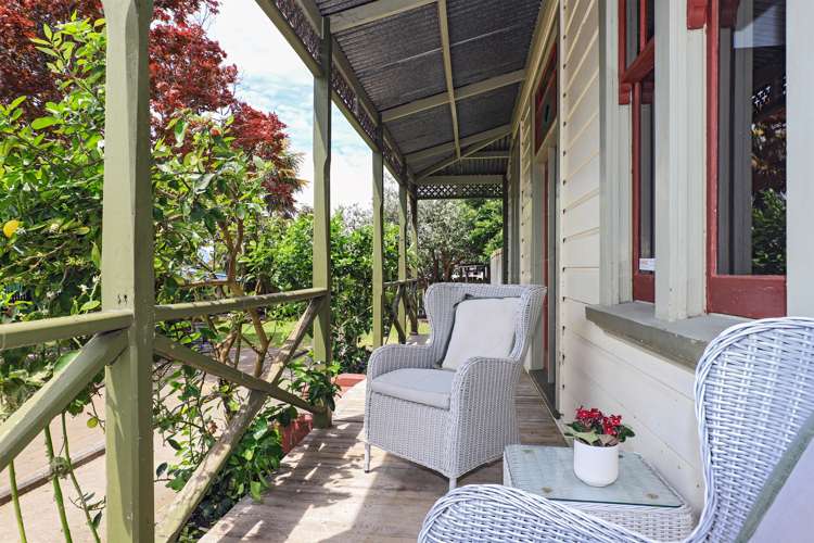 215 Grove Road Mayfair_1