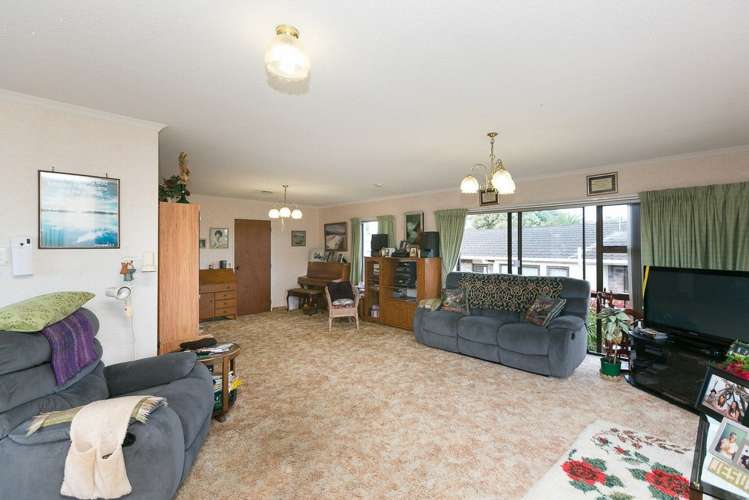 13 Park Lane Waitara_6