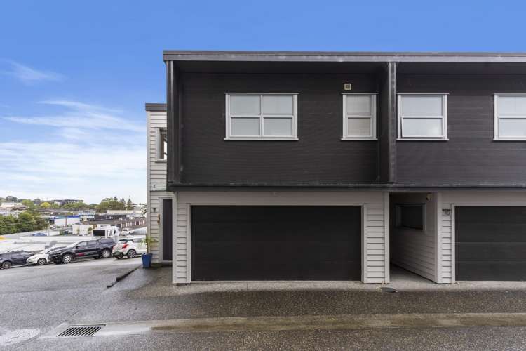 9/8 Wilk Lane Browns Bay_28