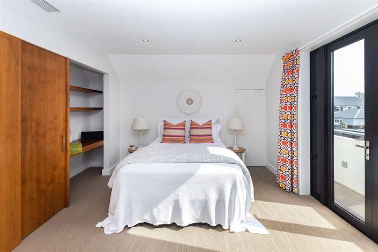 3 Helmores Lane Merivale_16