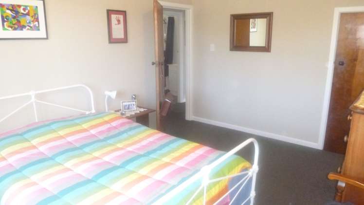 132 Windsor Road Bellevue_8