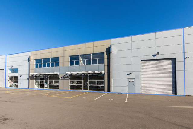 Units 14 & 15, 150 Cavendish Road Casebrook_2