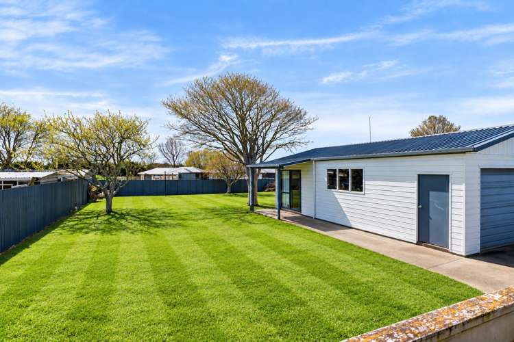 82 Glover Road Hawera_13