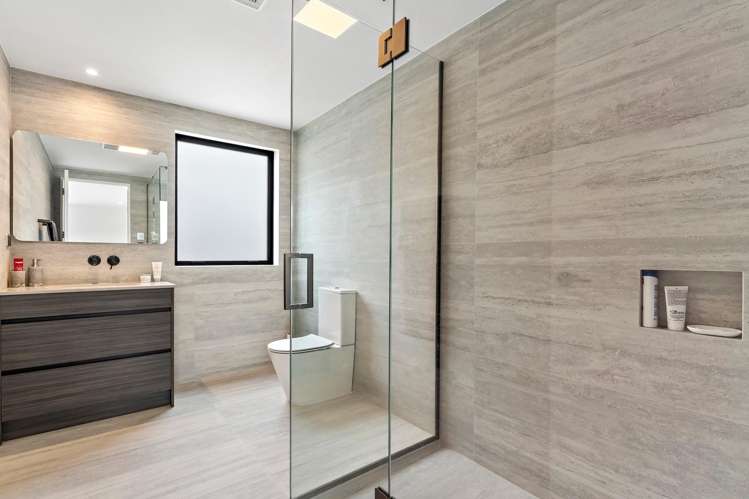 24A Southridge Road Flat Bush_17