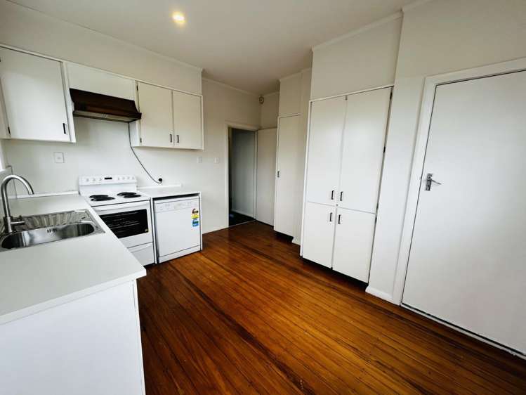 111 Paihia Road One Tree Hill_12