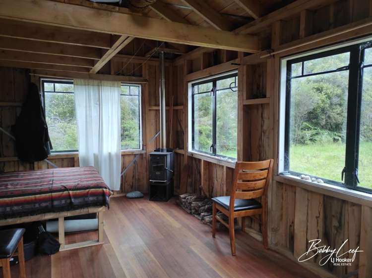 139 Warner Road Takahue_20