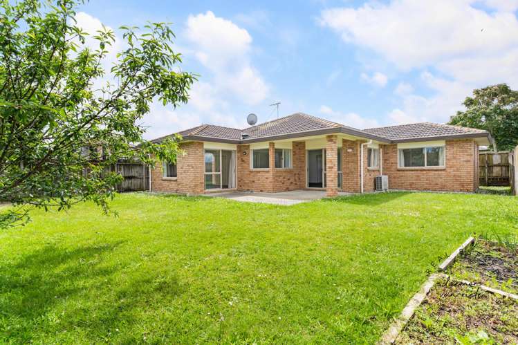 7 Mark Edgar Place Clendon Park_7