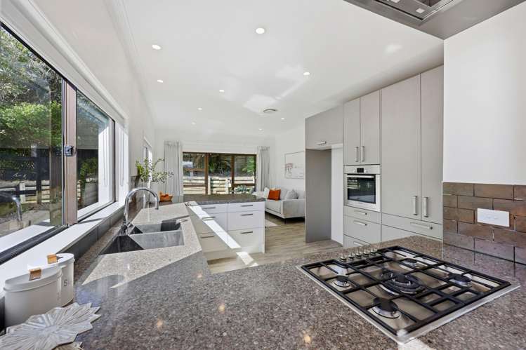 22 Morrow Avenue Bucklands Beach_17