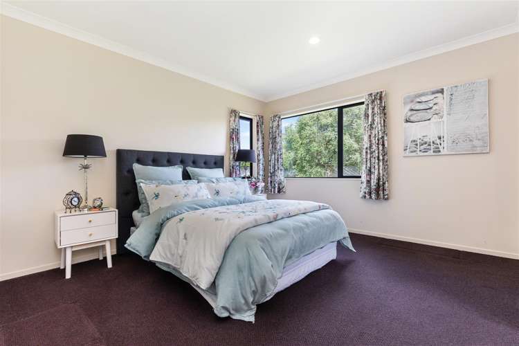 11 Lieshout Way Pukekohe_9