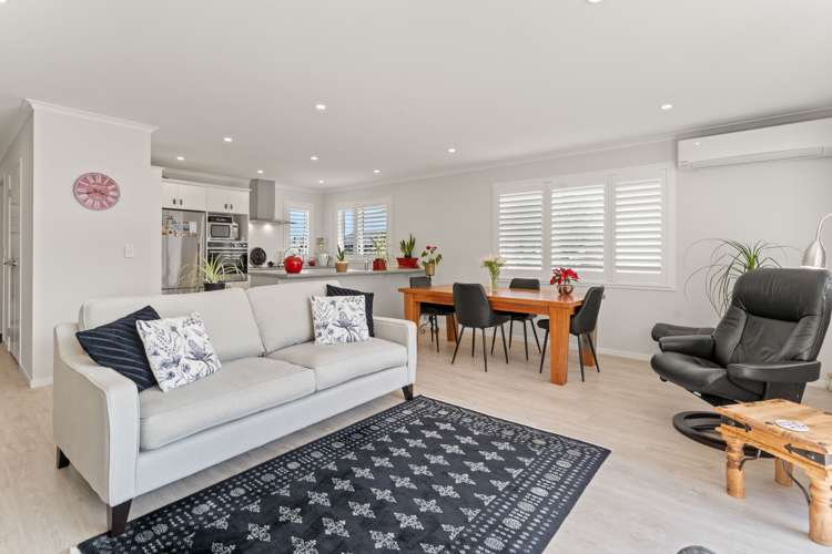 2 Maple Grove Solway_7