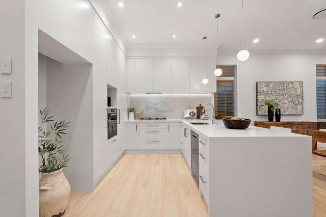 155 Bonair Crescent Silverdale_1