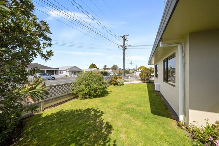 41 Ngaio Street Strandon_13