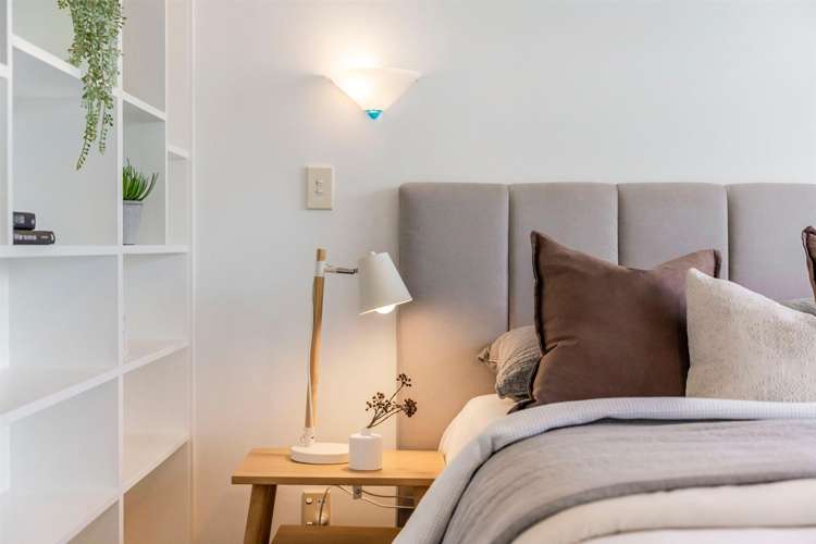 2/8a Audrey Road Takapuna_28