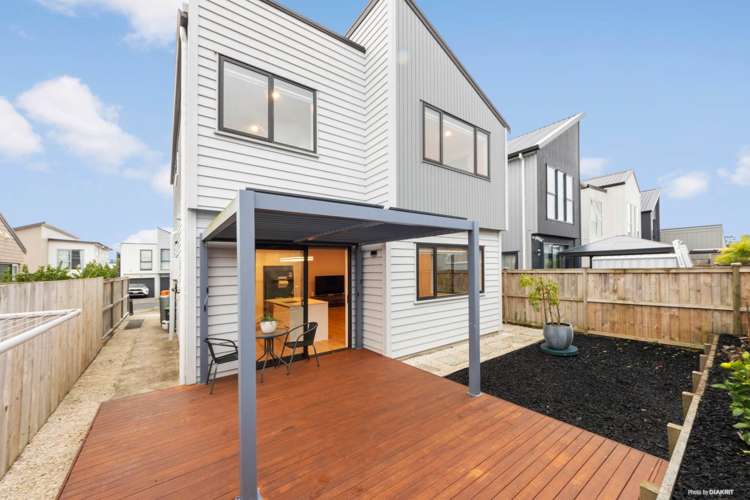 10 Houhora Street Westgate Waitakere City Houses for Sale One Roof