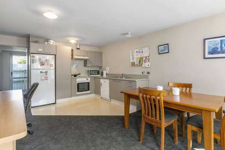 695 Castle Street North Dunedin_4