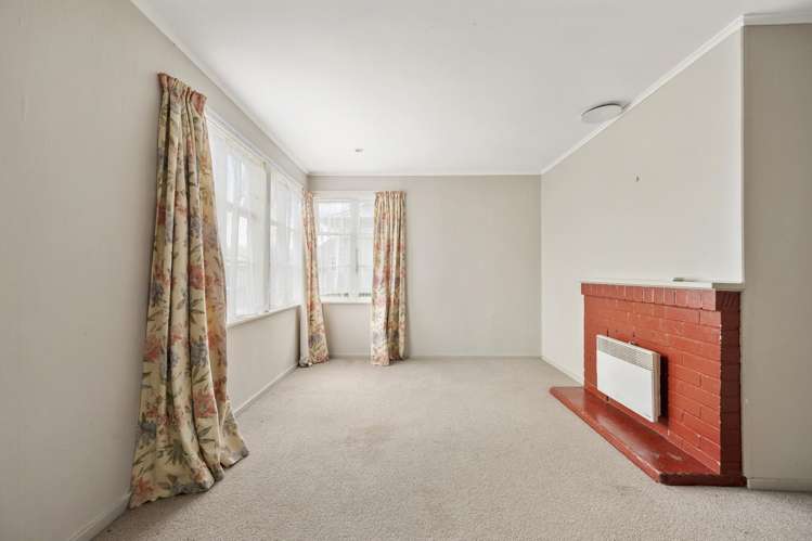 1 Wood Grove Naenae_5