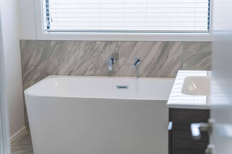 47 Charles Crescent Rainbow Point_21