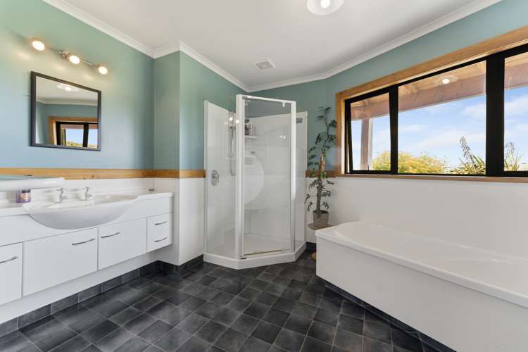 443 Waikerikeri Valley Road Waikerikeri_17