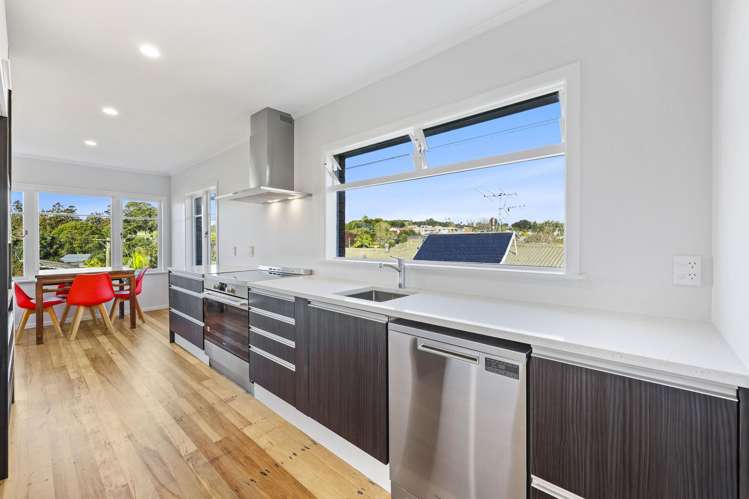 38 Angelo Avenue Howick_9