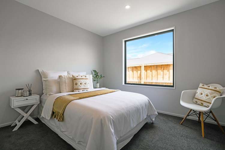 10 Strowan Avenue Elgin_23